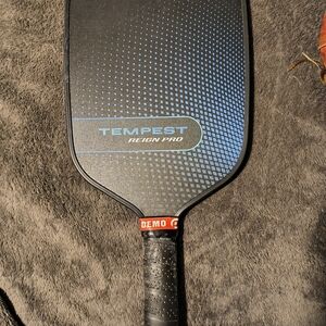 Tempest Reign Pro Paddle